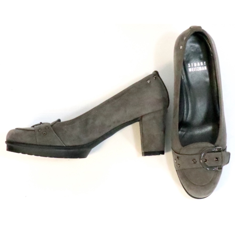 Grey suede platform pumps with chunky heel